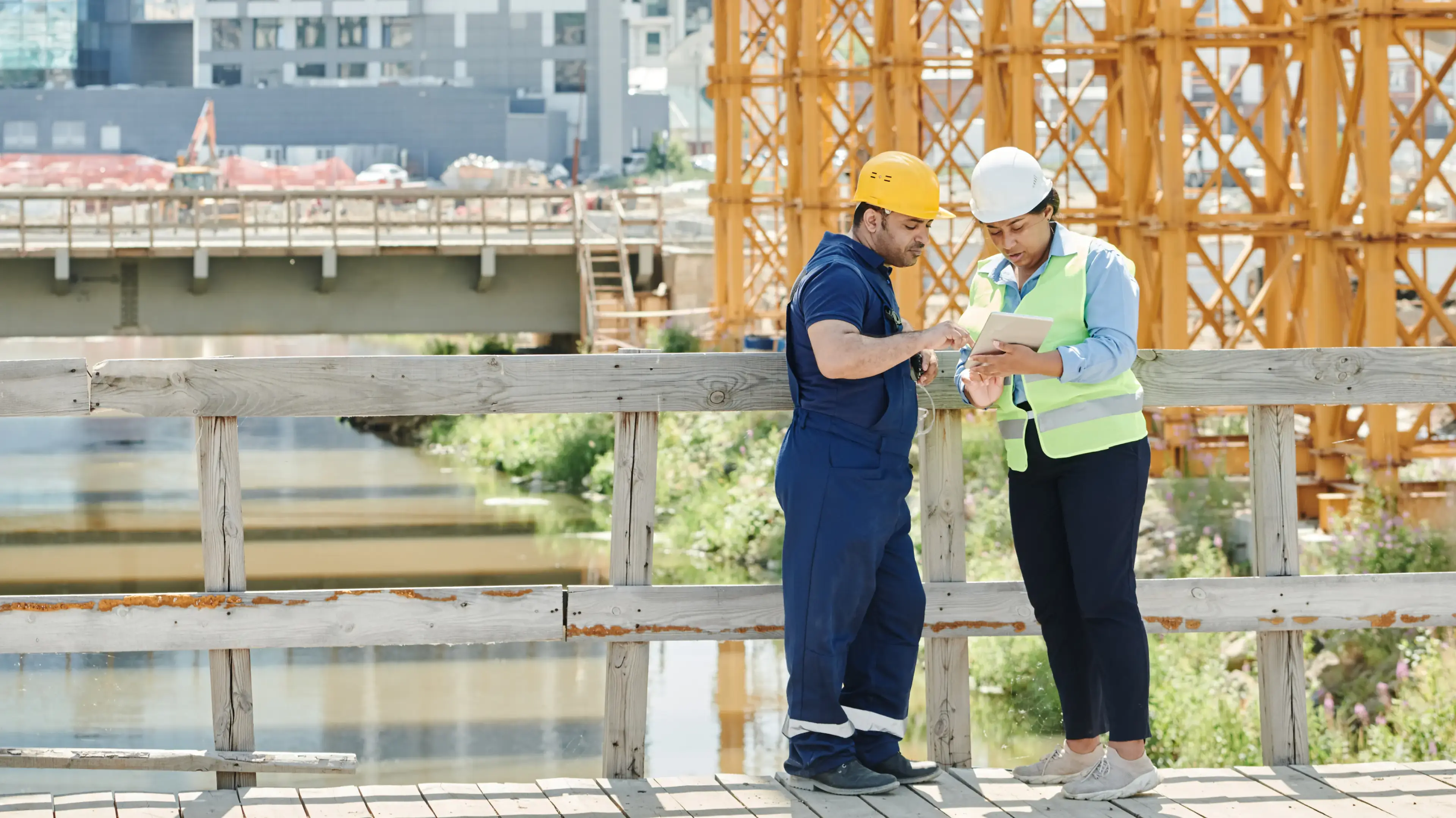 Construction workers discussing plans